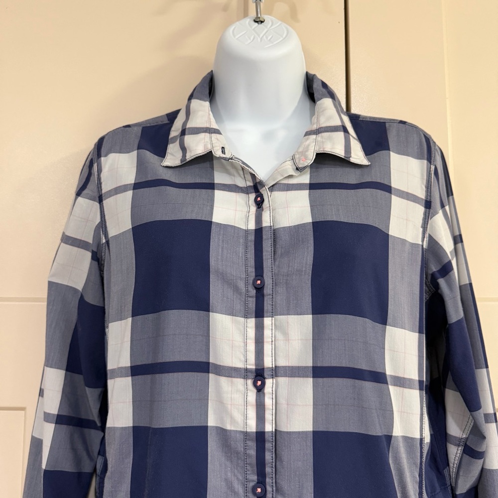 The North Face White Gray Plaid Button-up Shirt Size Medium Lightweight - Picture 2 of 15